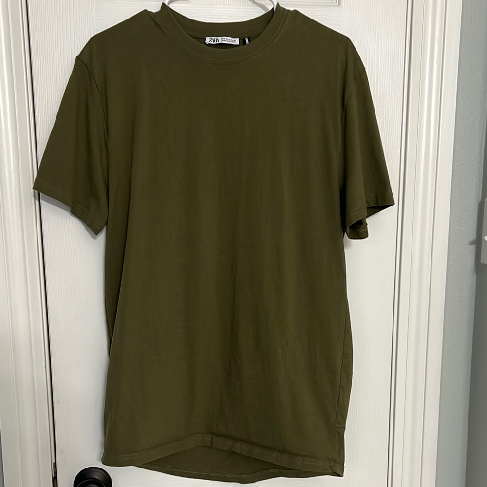 Zara Green Short Sleeve Crew Neck Tee
